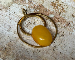 Runder vergoldeter Silber Bernstein Anhänger in Gelb