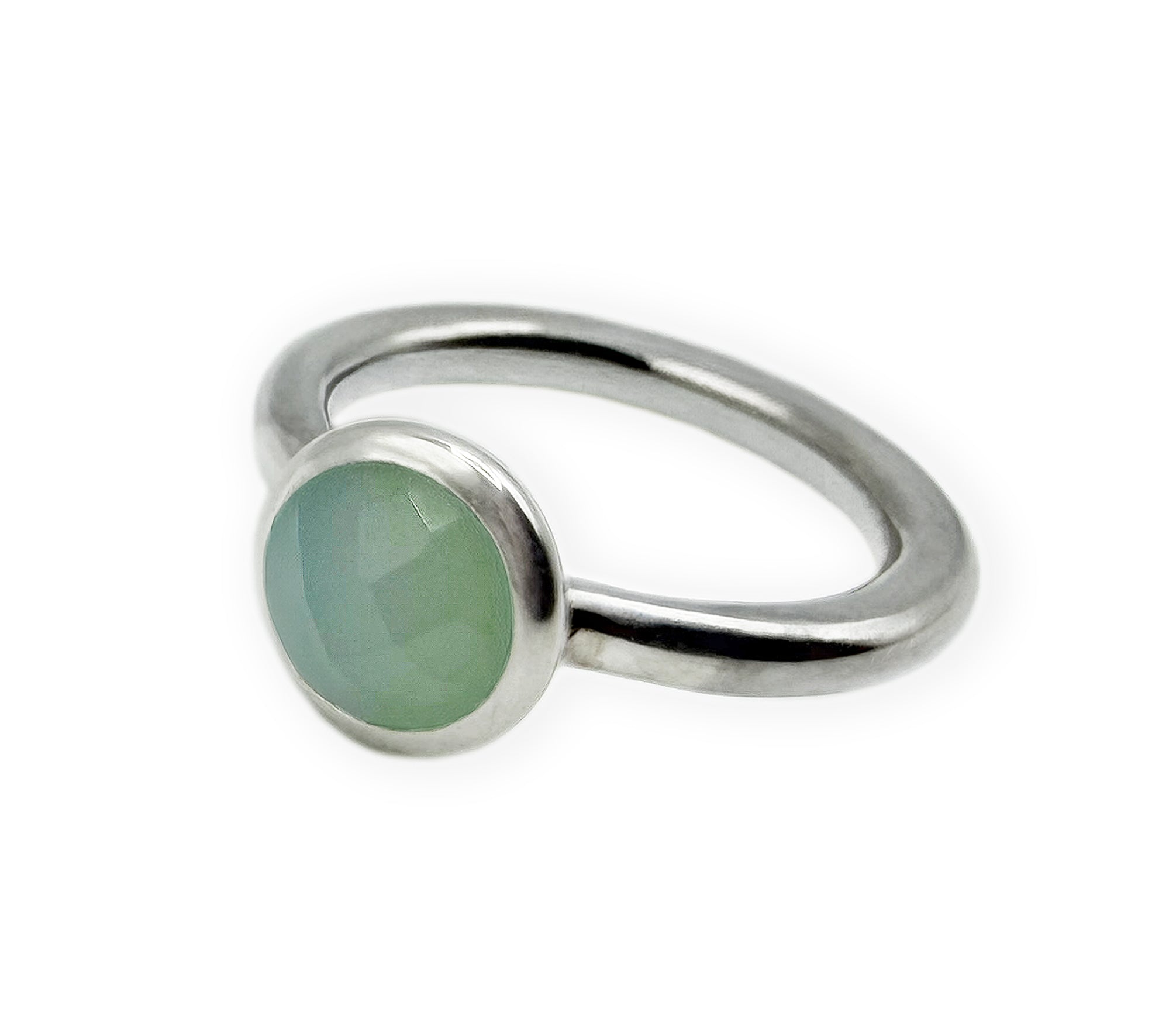 Silberring mit blauen Chalzendon