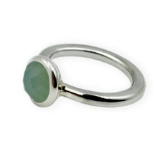 Silberring mit blauen Chalzendon