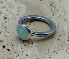 Silberring mit blauen Chalzendon