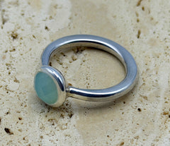 Silberring mit blauen Chalzendon