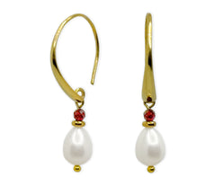 Vergoldete 925 Silber Creolen mit Granatsteinen und Süsswasserperlen