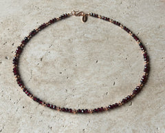 Rosegold 925 Silber Collier mit Granatsteinen