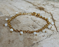 Messing Armband mit Mondsteinen