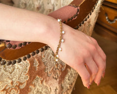 Messing Armband mit Mondsteinen