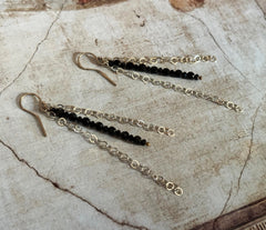 Lange 925 Silber Ohrhaken mit schwarzem facettierten Turmalin