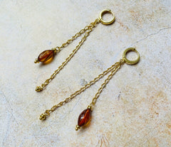 Lange Klappbrisuren Ketten Ohrringe mit facettiertem Bernstein und vergoldetem 925 Silber