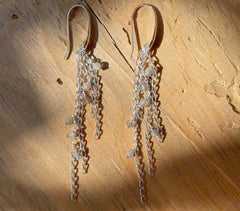 Lange Ohrhänger mit 925 Silber Ketten und facettiertem Labradorit