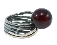 Moderner oxidierter 925 Silber Ring mit Bernsteinkugel