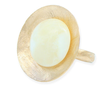 Runder vergoldeter 925 Silber Ring mit flachem Bernstein in Gelb