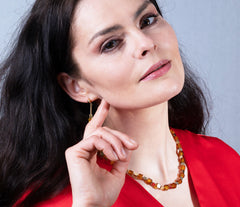 Elegantes Bernstein-Cube Collier aus vergoldeten 925 Silber Dreiecken