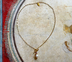 Vergoldetes 925 Silber Collier mit Knebelverschluss, weißer Zuchtperle und Amethyst