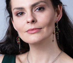 Rhodinierte 925 Silber Klappbrisuren Ohrringe mit farbigen Bernsteinkugeln